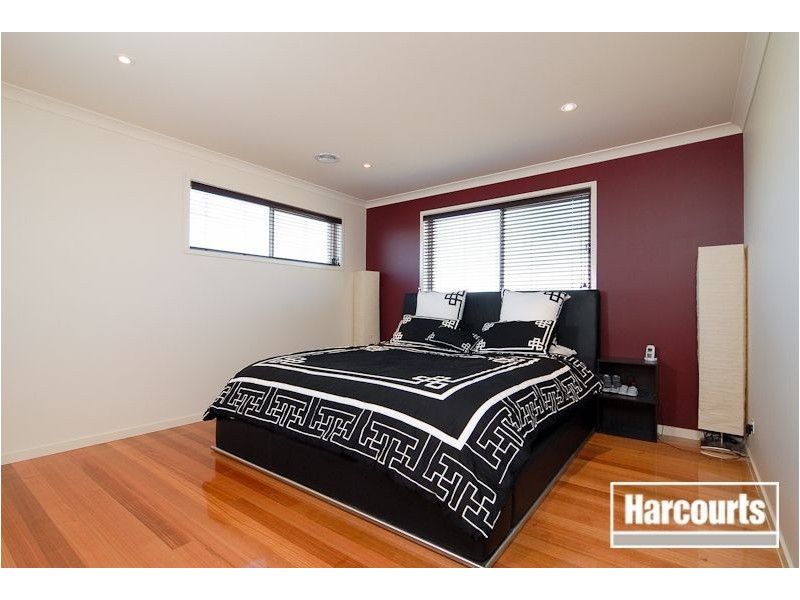 14 Hugden Close, Lyndhurst VIC 3975