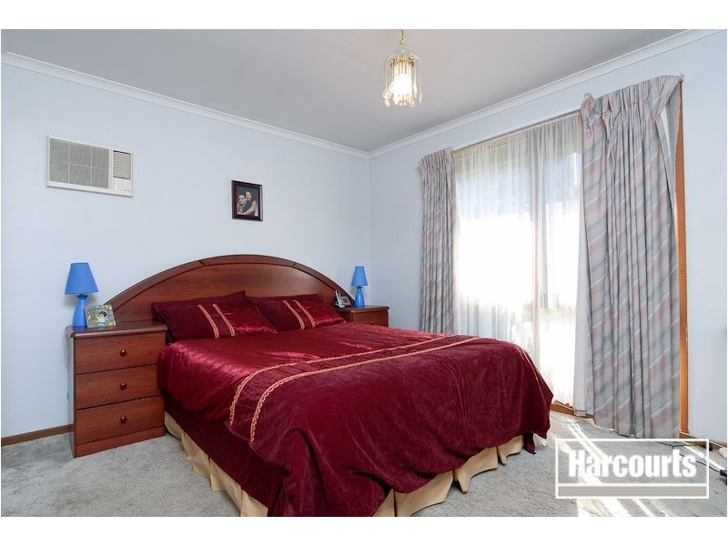 16 Simon Court, Hampton Park VIC 3976