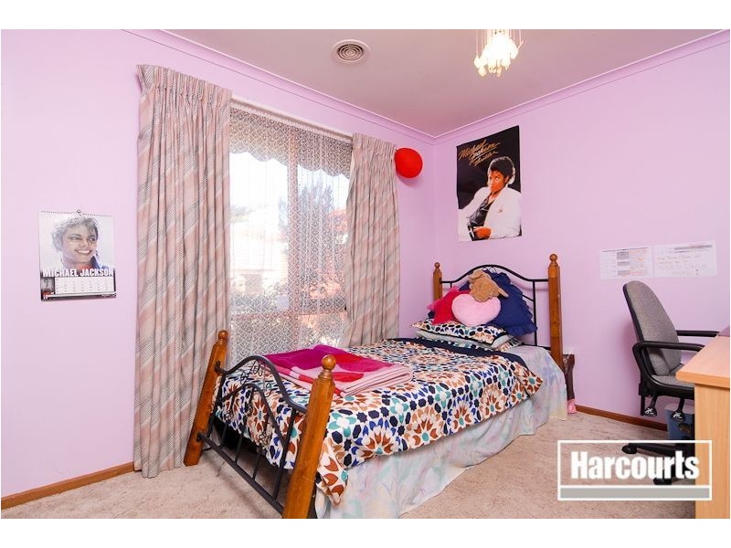 16 Simon Court, Hampton Park VIC 3976