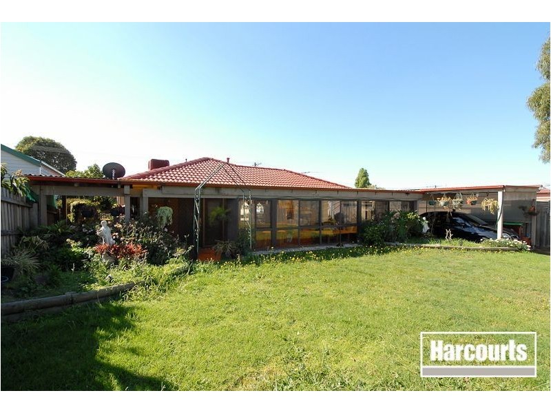 16 Simon Court, Hampton Park VIC 3976