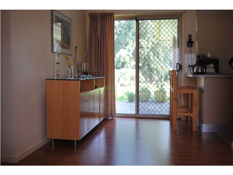 41 Narellan Drive, Hampton Park VIC 3976