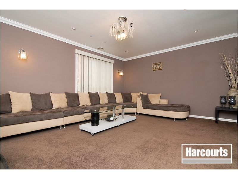 11 Executive Mews, Hampton Park VIC 3976