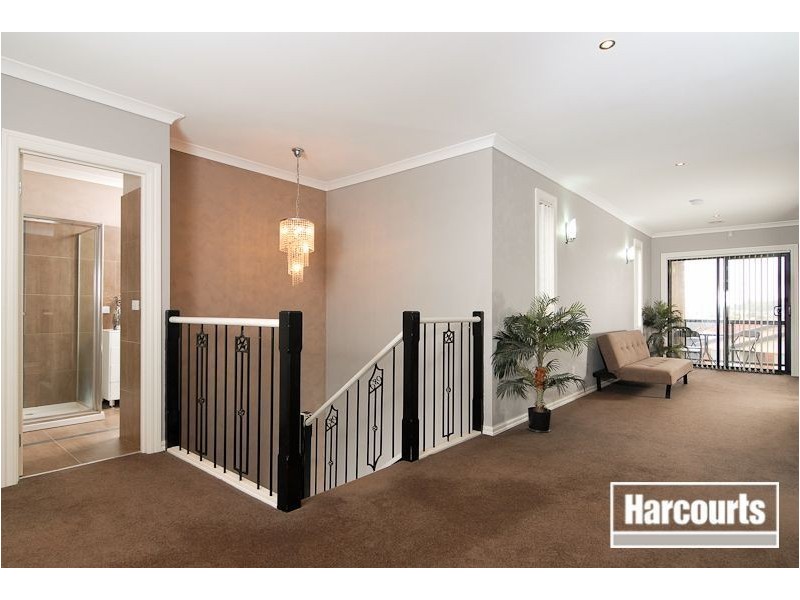 11 Executive Mews, Hampton Park VIC 3976