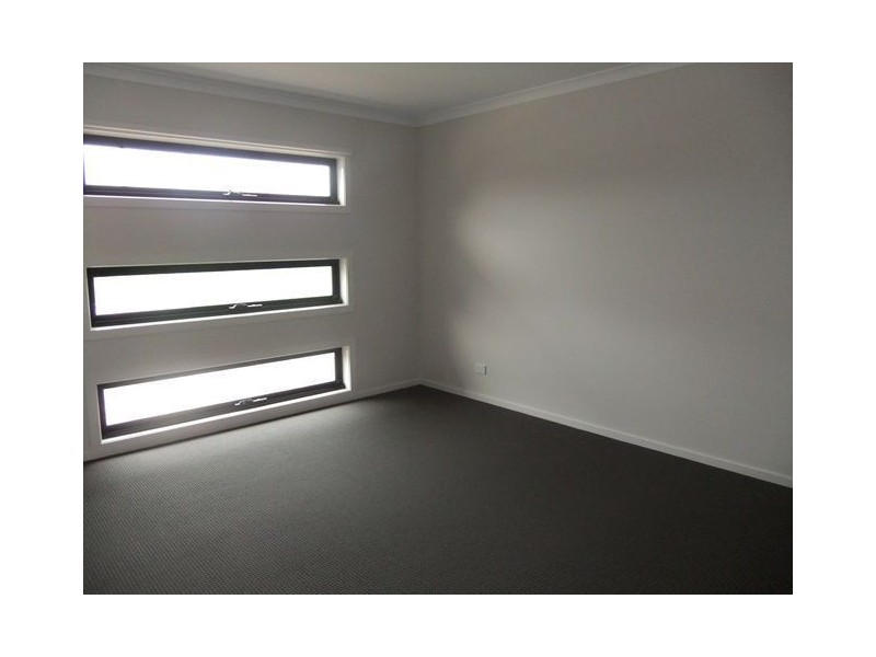 22 Olive Grove, Officer VIC 3809