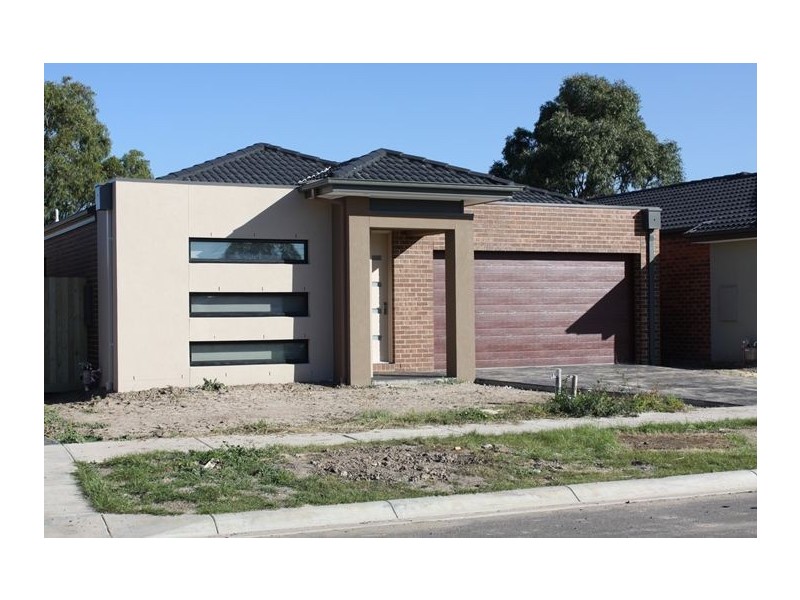 22 Olive Grove, Officer VIC 3809