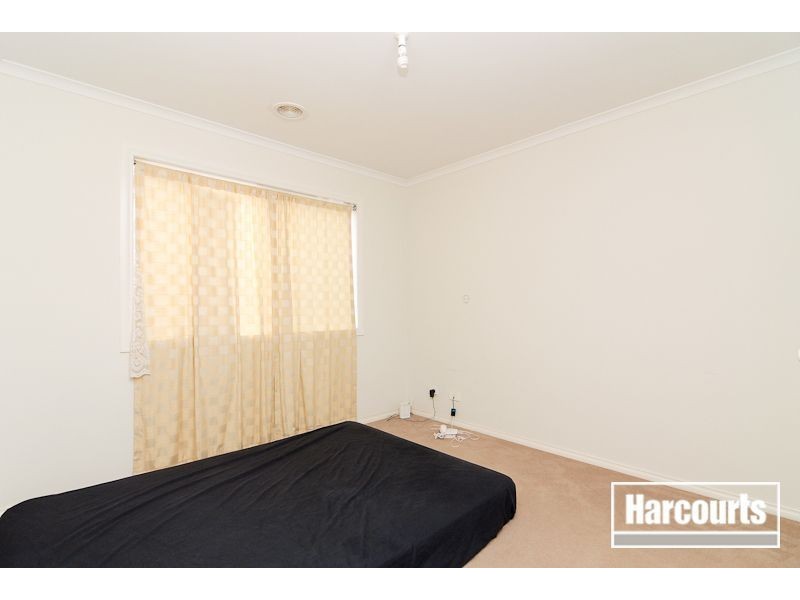 31 Glenora Way, Hampton Park VIC 3976