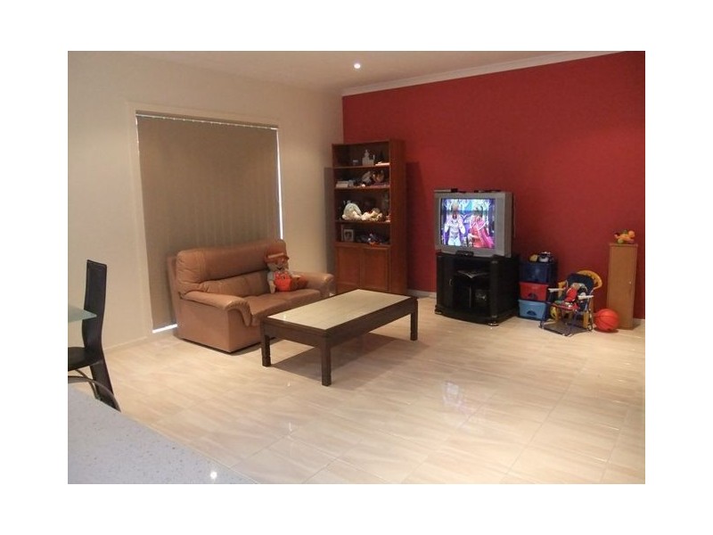 46 Hal Porter Terrace, Lynbrook VIC 3975