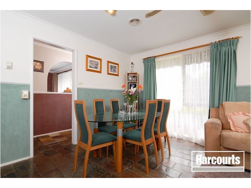 12 Pride Court, Hampton Park VIC 3976