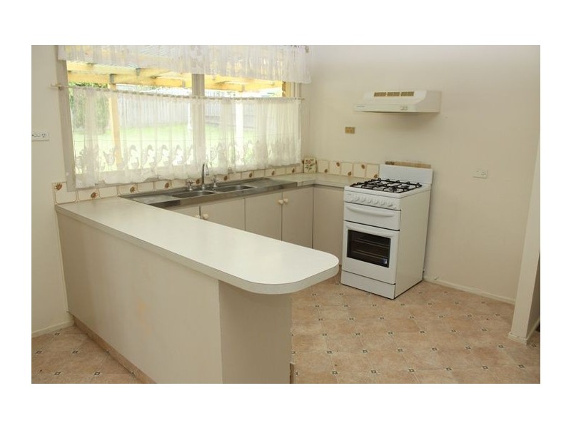 117 Oaktree Drive, Hampton Park VIC 3976