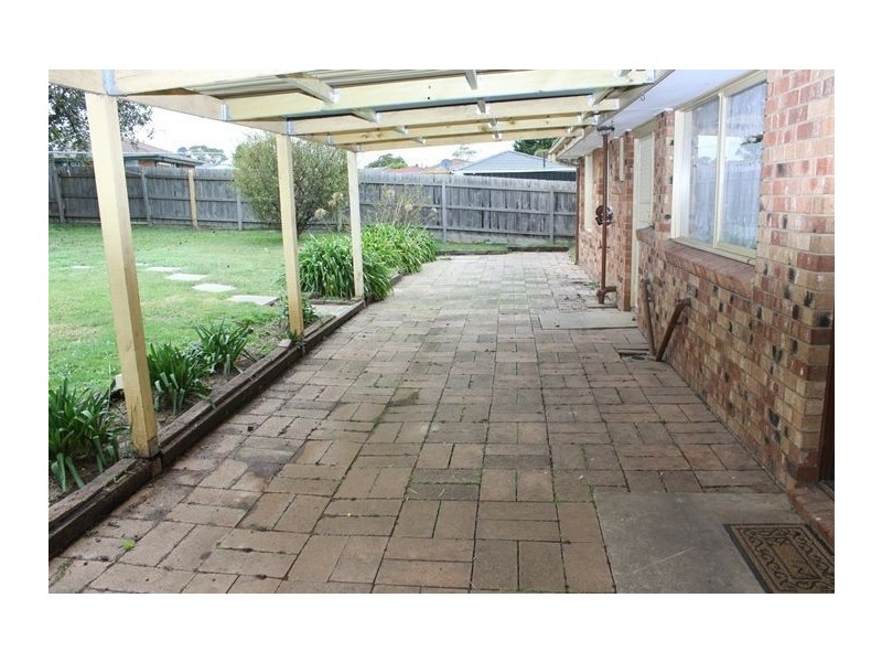 117 Oaktree Drive, Hampton Park VIC 3976