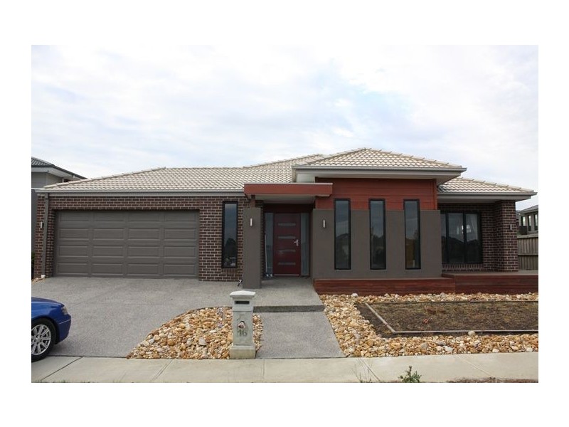 16 Freshwater Boulevard, Lyndhurst VIC 3975