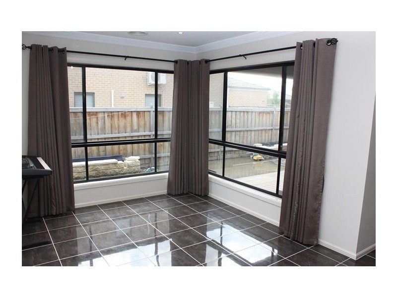 16 Freshwater Boulevard, Lyndhurst VIC 3975