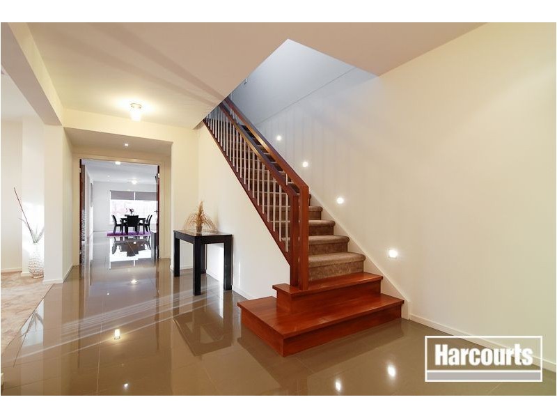 28 Freshwater Boulevard, Lyndhurst VIC 3975