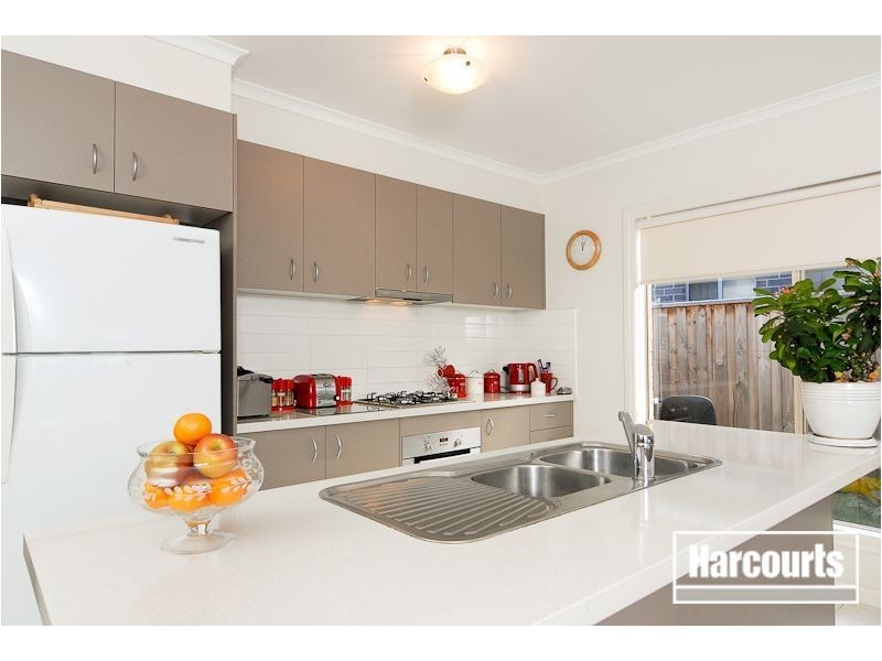 40 Silverwattle Drive, Lyndhurst VIC 3975