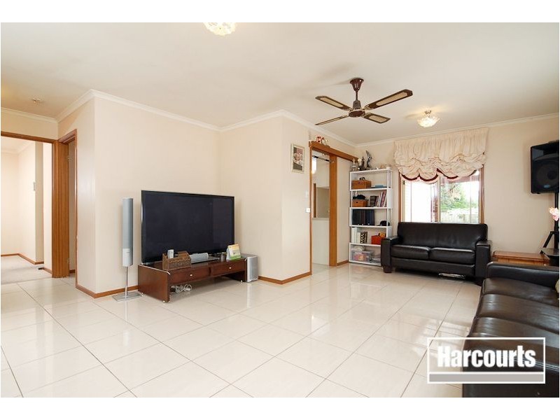 46 Ralph Crescent, Hampton Park VIC 3976