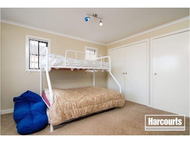 16 Hopegood Place, Lynbrook VIC 3975