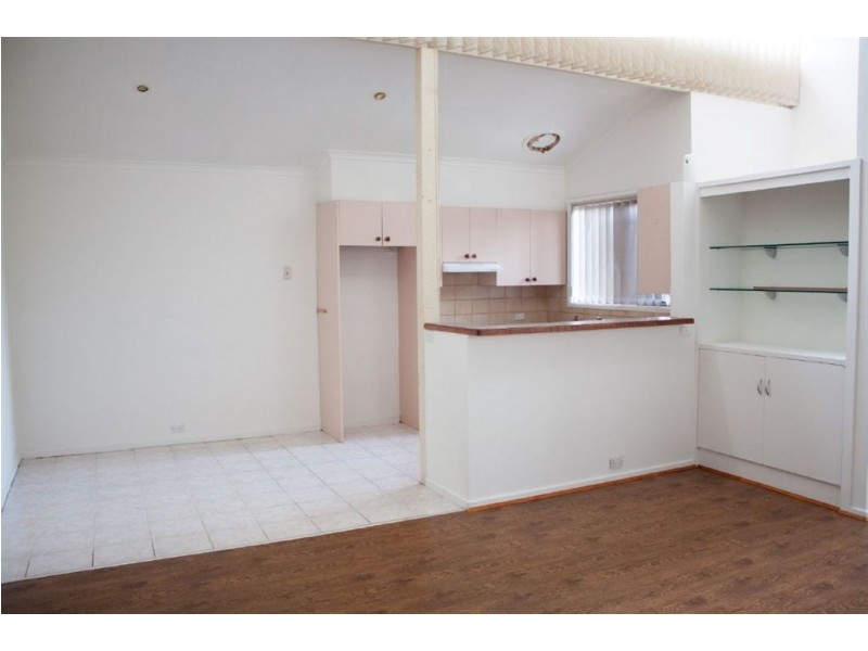 34/20-22 Somerville Rd, Hampton Park VIC 3976