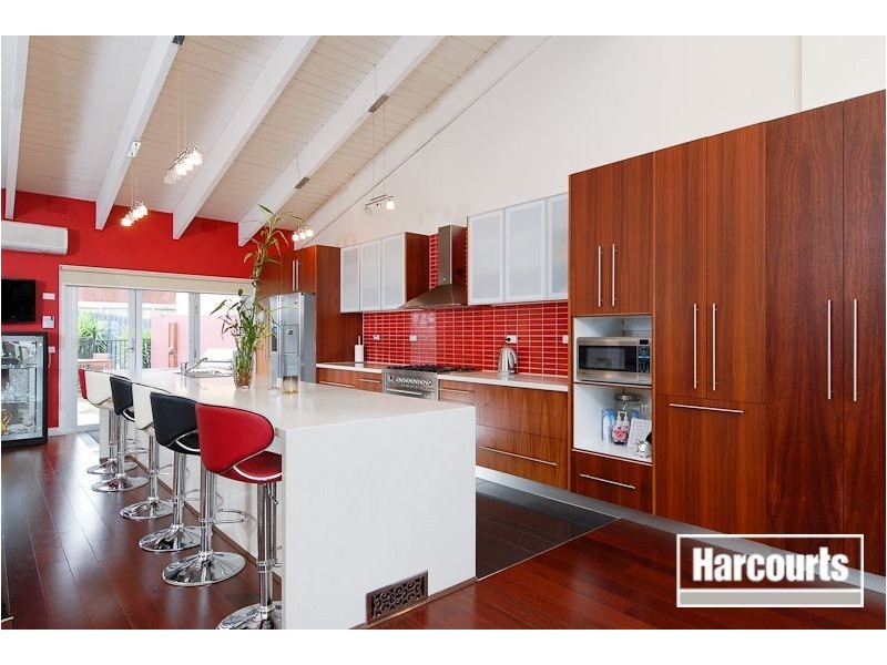 13 Gray Close, Endeavour Hills VIC 3802