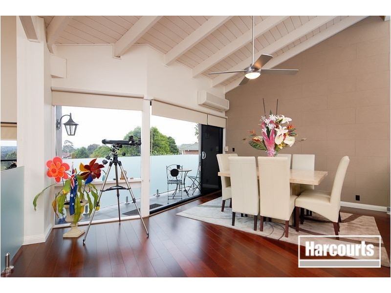 13 Gray Close, Endeavour Hills VIC 3802