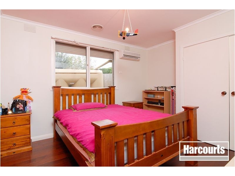 13 Gray Close, Endeavour Hills VIC 3802