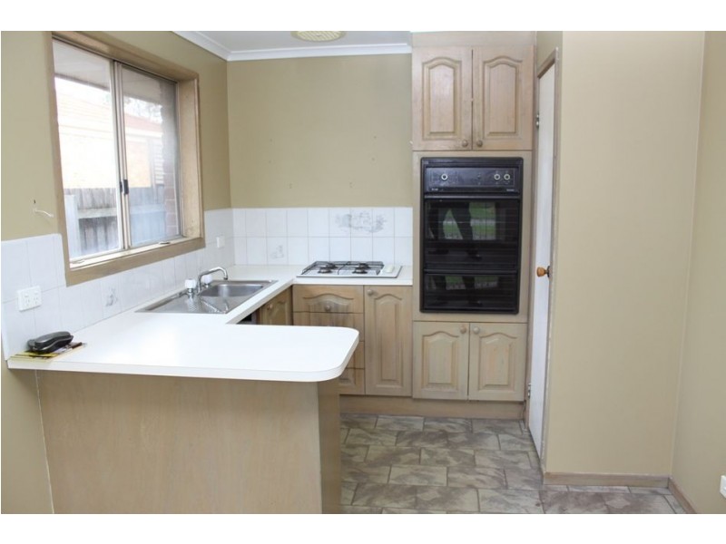 40 Rachel Drive, Cranbourne North VIC 3977