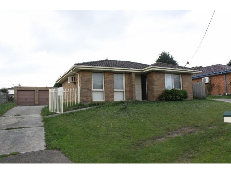 9 Harvey Court, Hampton Park VIC 3976