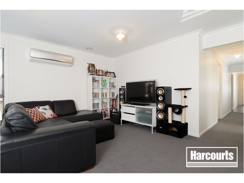 86 Silverwattle Drive, Lyndhurst VIC 3975
