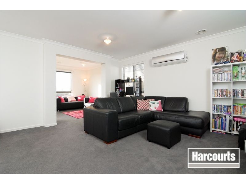 86 Silverwattle Drive, Lyndhurst VIC 3975