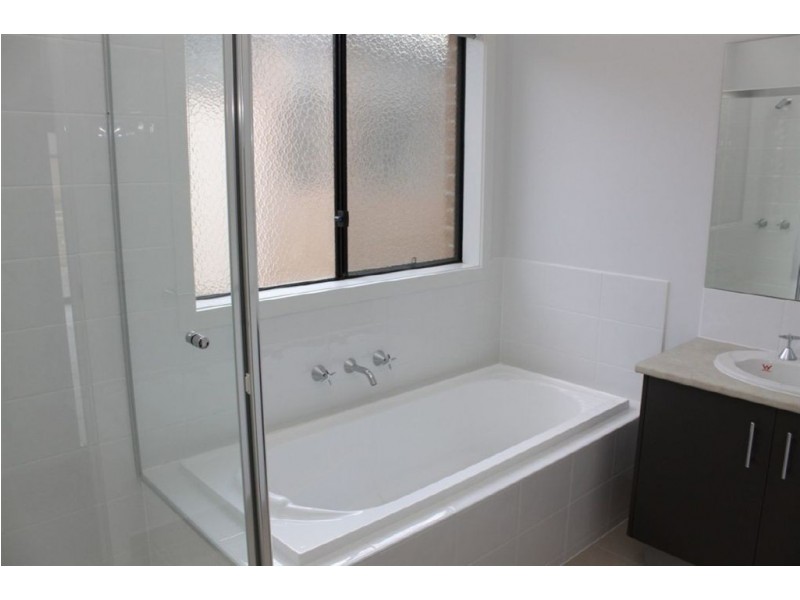 89 Selandra Boulevard, Clyde North VIC 3978