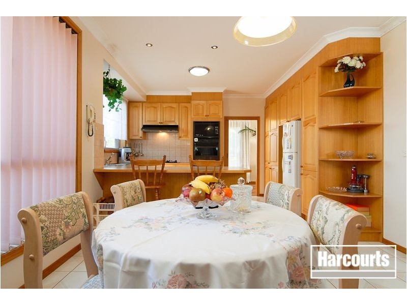 8 Linda Court, Hampton Park VIC 3976