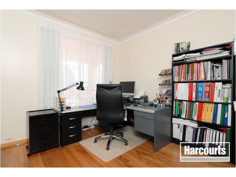 8 Linda Court, Hampton Park VIC 3976