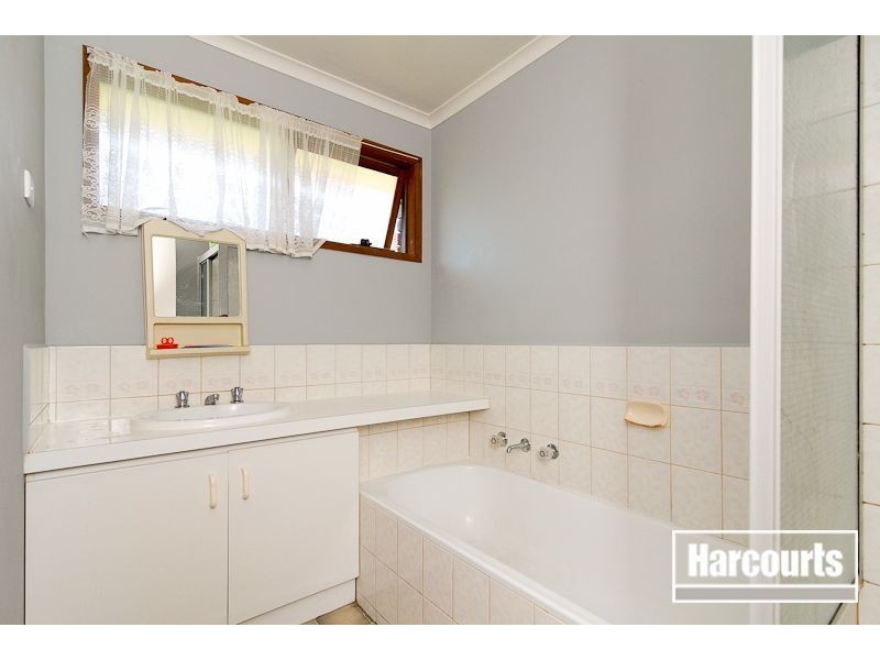 25 Pauline Court, Hampton Park VIC 3976