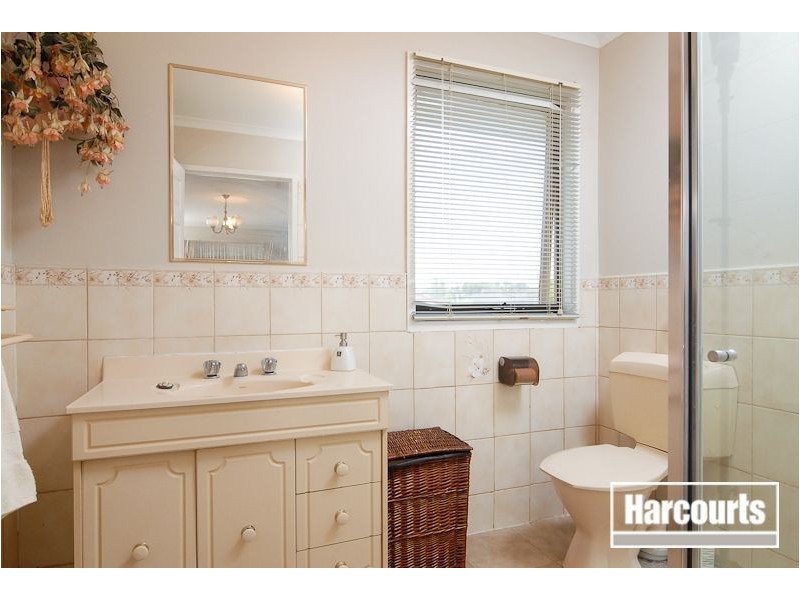 12 Pride Court, Hampton Park VIC 3976