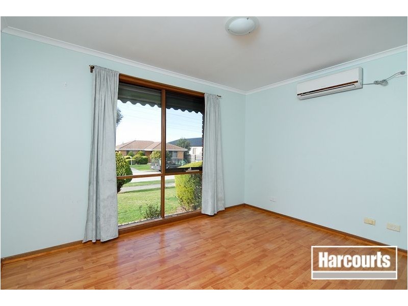 21 Lesley Drive, Hampton Park VIC 3976