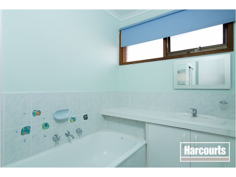 21 Lesley Drive, Hampton Park VIC 3976