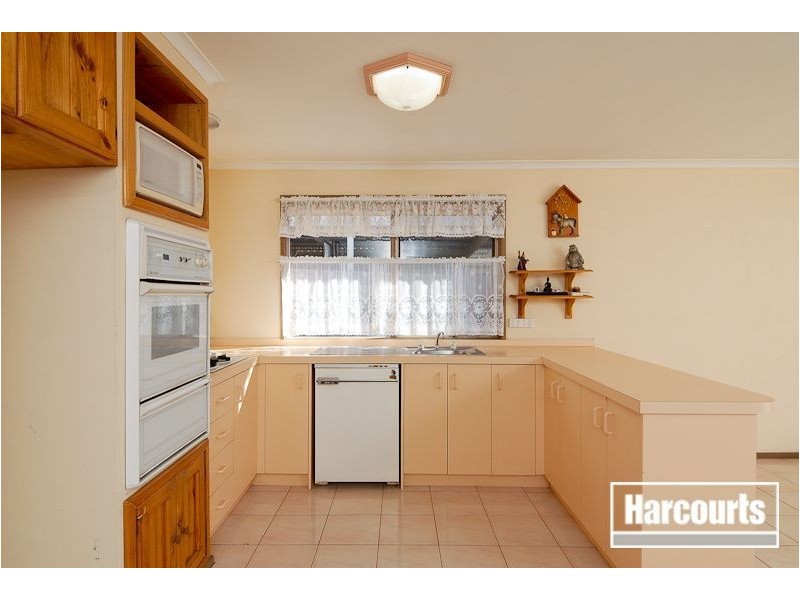 21 Ralph Crescent, Hampton Park VIC 3976