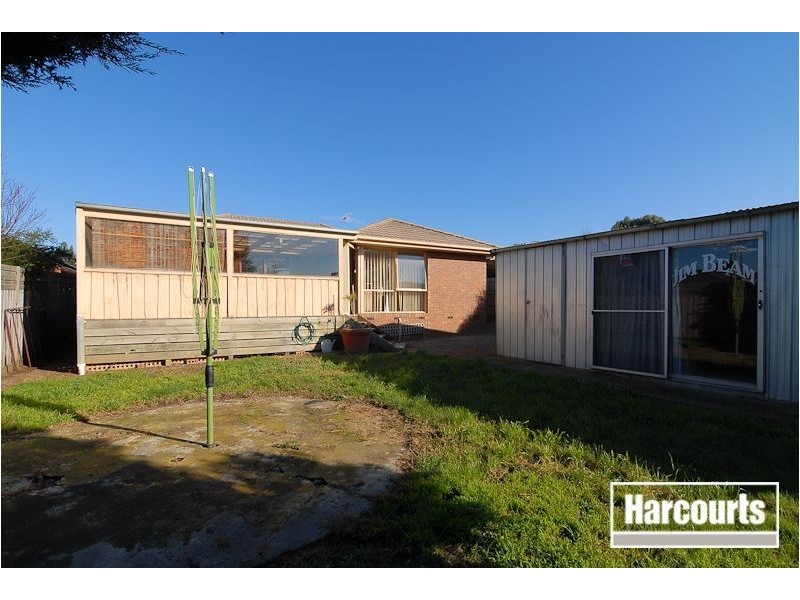 21 Ralph Crescent, Hampton Park VIC 3976