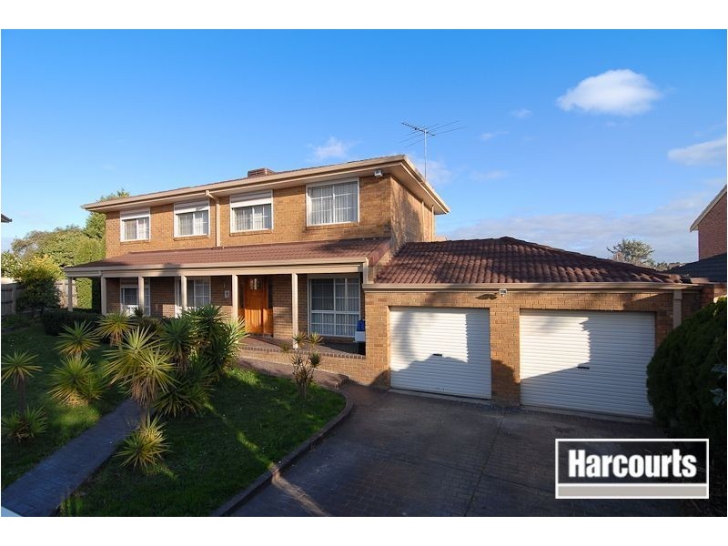 6 Monica Close, Endeavour Hills VIC 3802