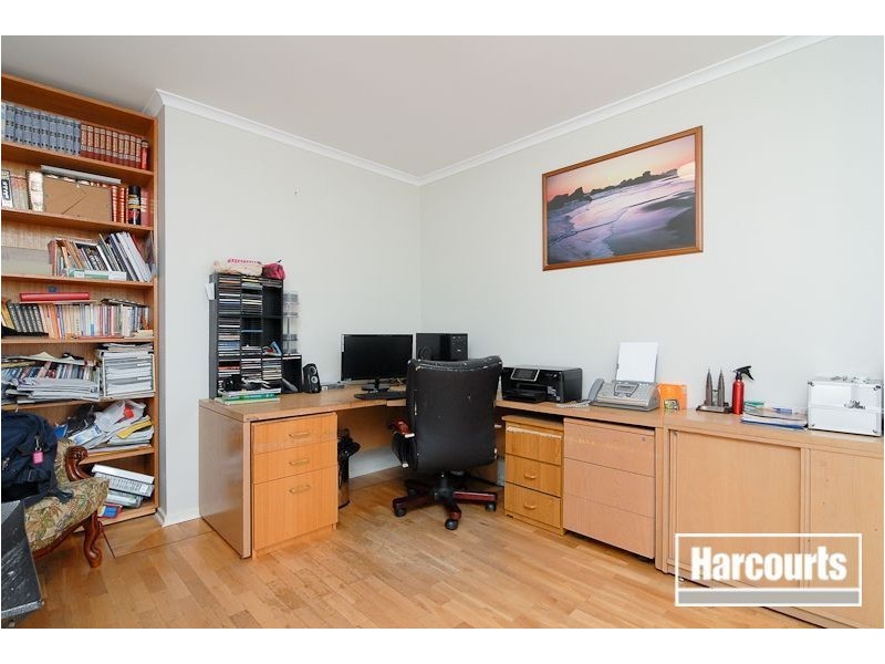 6 Monica Close, Endeavour Hills VIC 3802