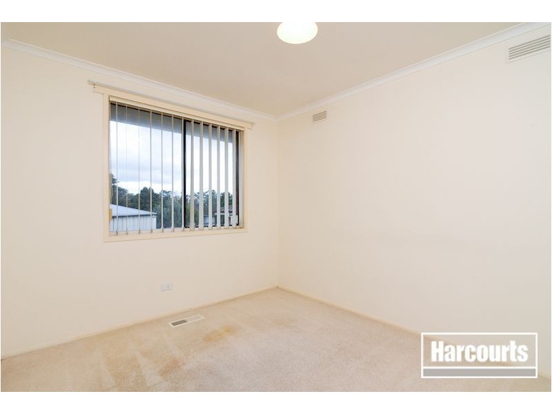 4 Highton Close, Hampton Park VIC 3976