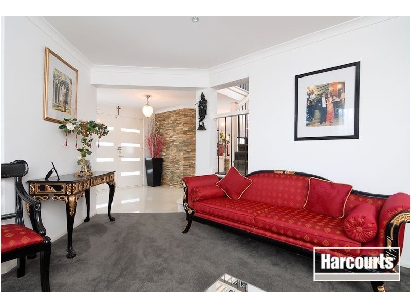 9 Fitzgerald Road, Hallam VIC 3803