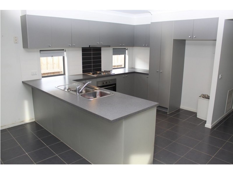 56 Silverwattle Drive, Lyndhurst VIC 3975