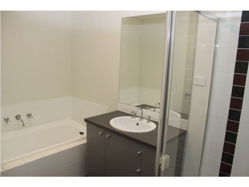 56 Silverwattle Drive, Lyndhurst VIC 3975