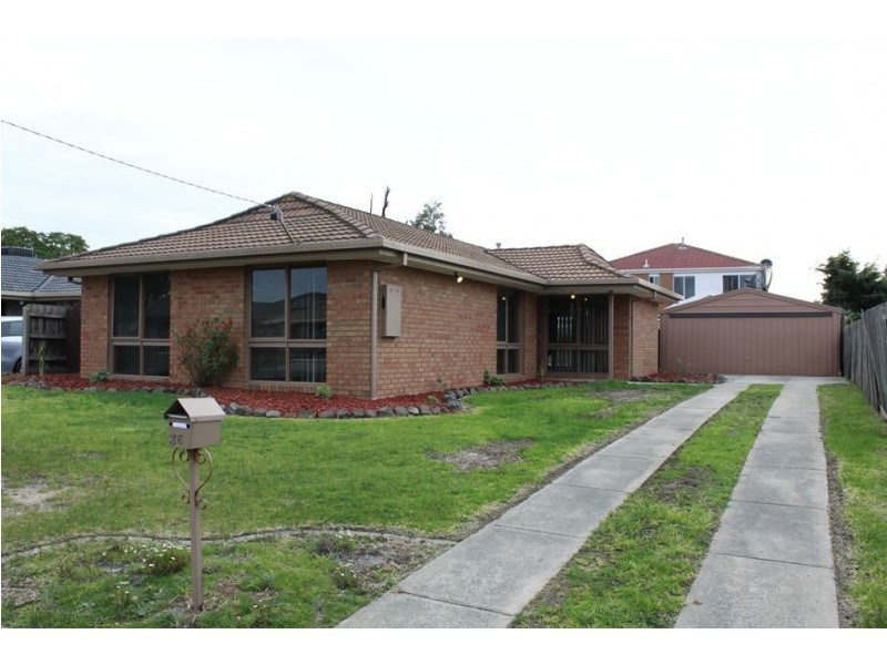 36 Leopold Crescent, Hampton Park VIC 3976