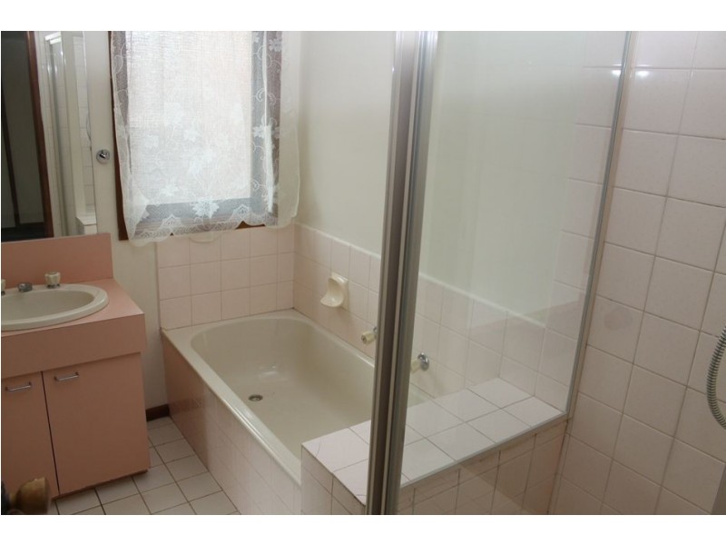 36 Leopold Crescent, Hampton Park VIC 3976