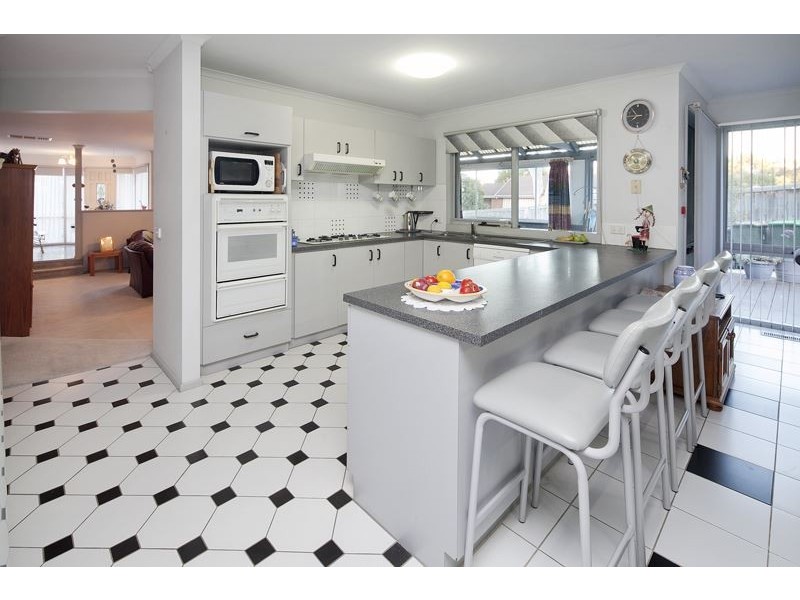 1 Airlie Court, Langwarrin VIC 3910
