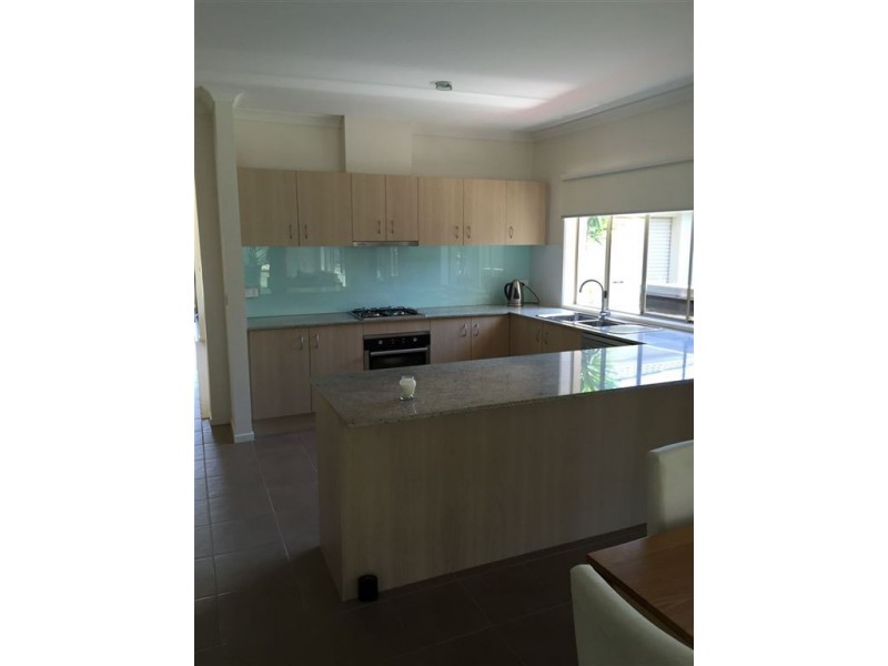 124 Sandhurst Boulevard, Sandhurst VIC 3977