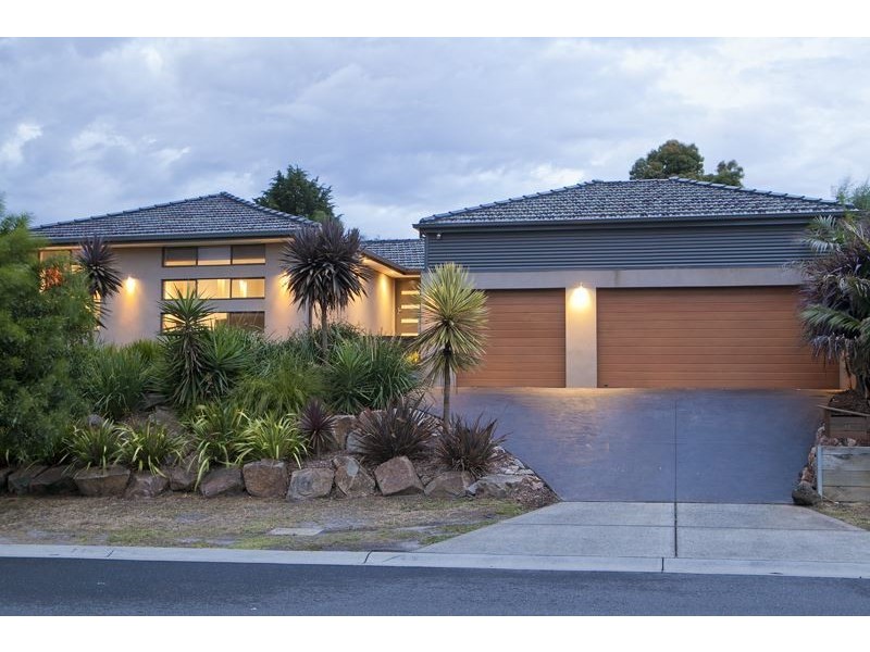 15 Daniel Drive, Langwarrin VIC 3910