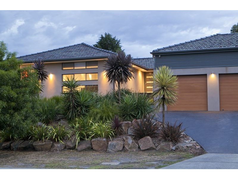 15 Daniel Drive, Langwarrin VIC 3910