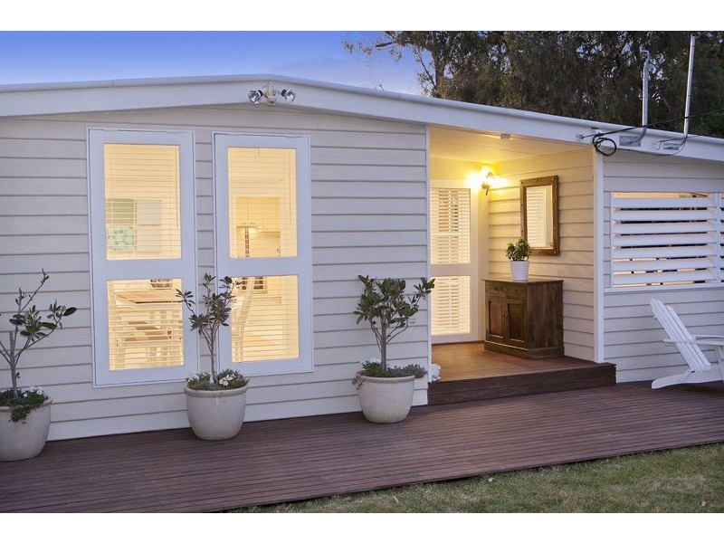 1 Ash Grove South, Langwarrin VIC 3910